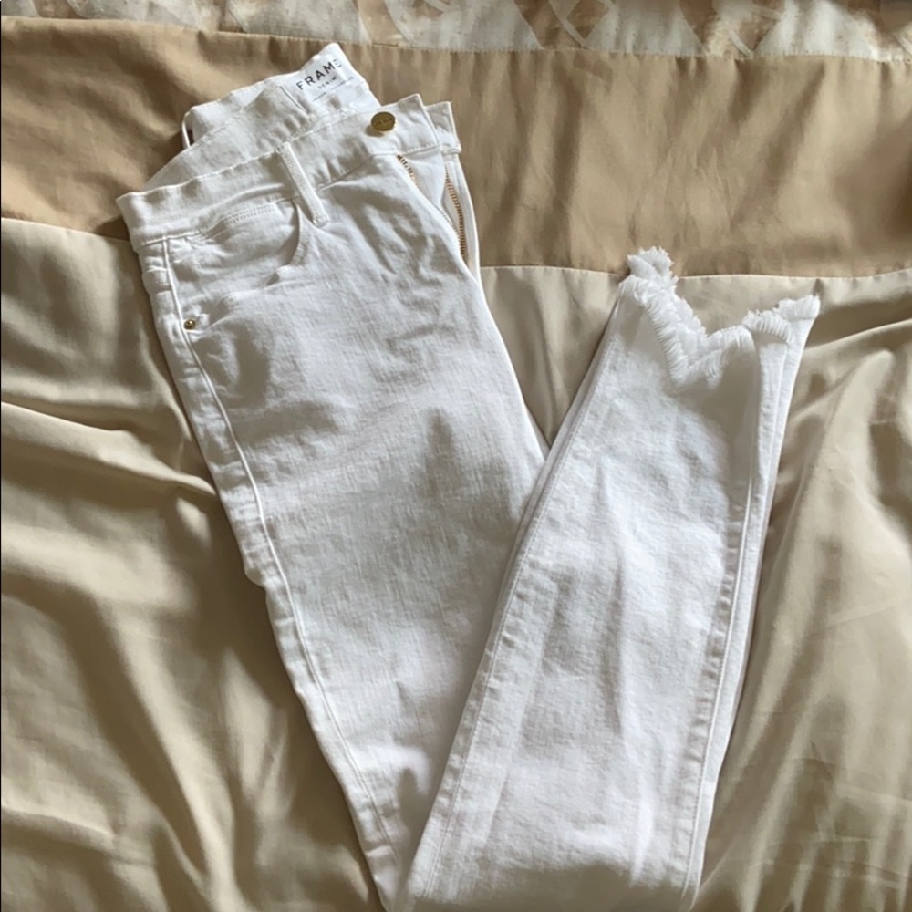 FRAME Le High Skinny- White